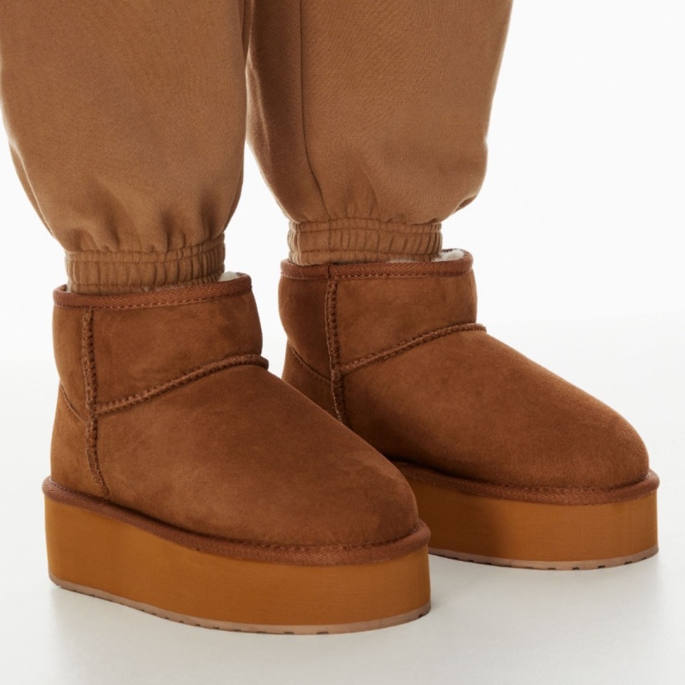 Emu Chestnut Platform Micro Shortie Shearling Booties Size 10